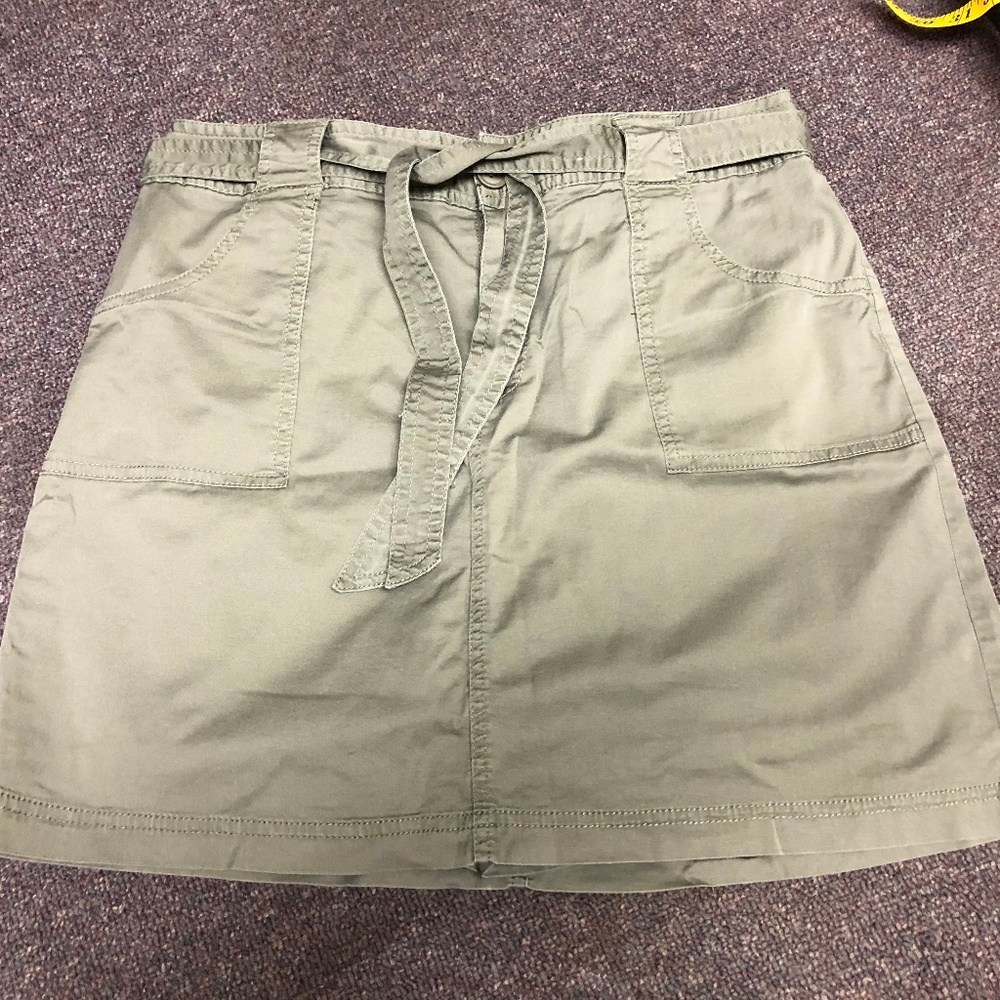 St. John's Bay Skort – Stretch - EUC